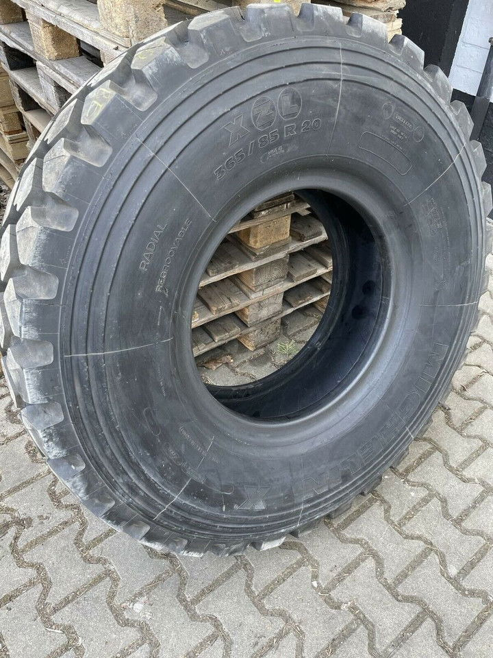 Michelin 365/85 R20 XZL - Шина для Грузовиков: фото 1 Michelin 365/85 R20 XZL - Шина для Грузовиков: фото 1