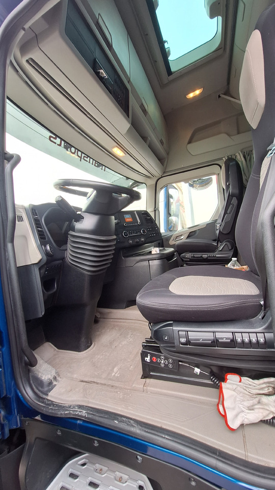 FORD F-MAX - Тягач: фото 3 FORD F-MAX - Тягач: фото 3