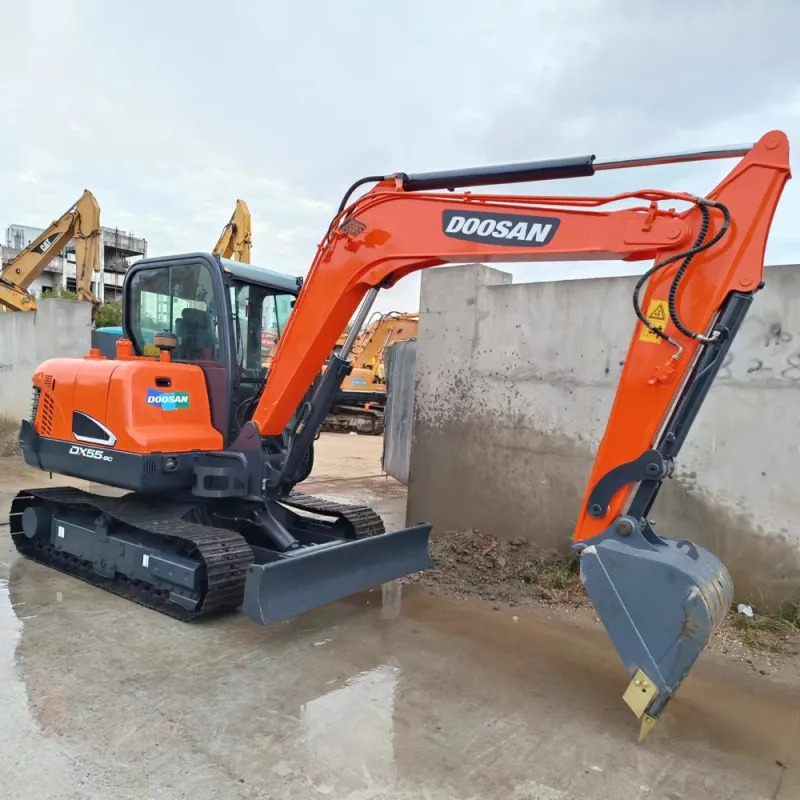 Used Doosan DX55 Excavator - Гусеничный экскаватор: фото 2 Used Doosan DX55 Excavator - Гусеничный экскаватор: фото 2