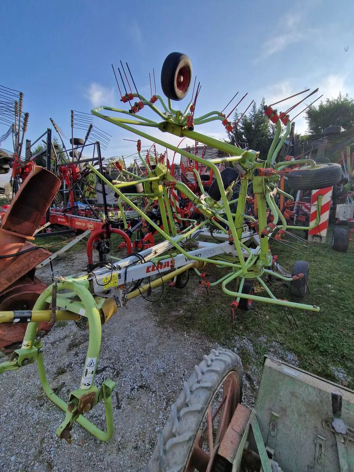 CLAAS VOLTO 770 T - Сеноворошилка: фото 1 CLAAS VOLTO 770 T - Сеноворошилка: фото 1