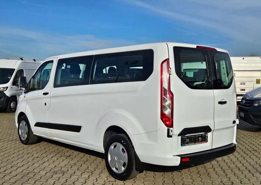 Микроавтобус, Пассажирский фургон Ford Transit Custom: фото 11