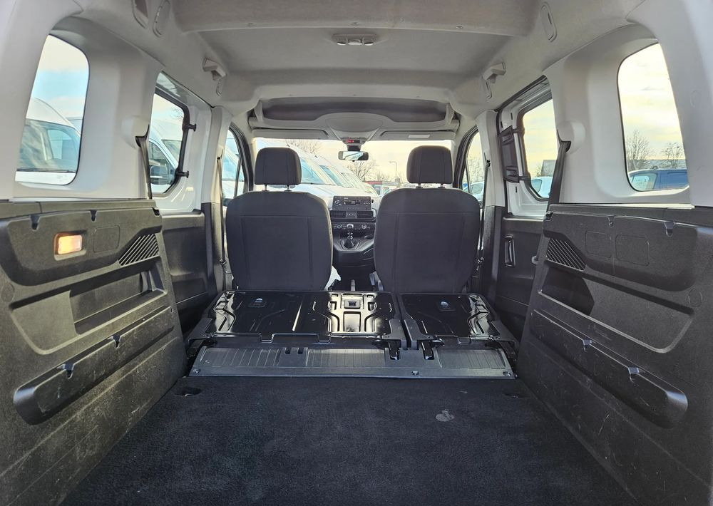 Opel Combo лизинг Opel Combo: фото 14 Opel Combo лизинг Opel Combo: фото 14