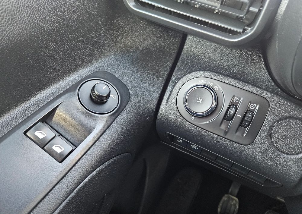 Opel Combo лизинг Opel Combo: фото 16 Opel Combo лизинг Opel Combo: фото 16