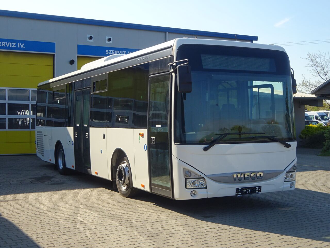 IVECO CROSSWAY LOW ENTRY - Туристический автобус: фото 3 IVECO CROSSWAY LOW ENTRY - Туристический автобус: фото 3