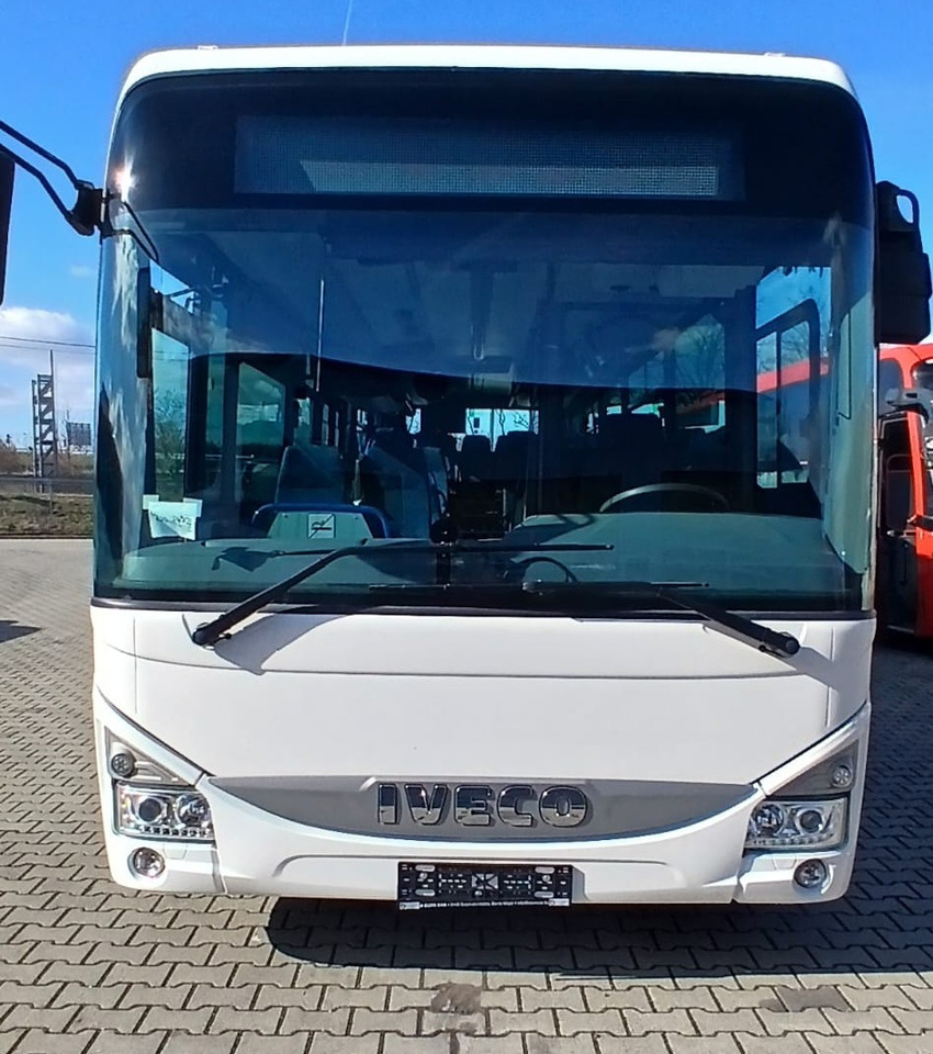 IVECO CROSSWAY LOW ENTRY - Туристический автобус: фото 2 IVECO CROSSWAY LOW ENTRY - Туристический автобус: фото 2