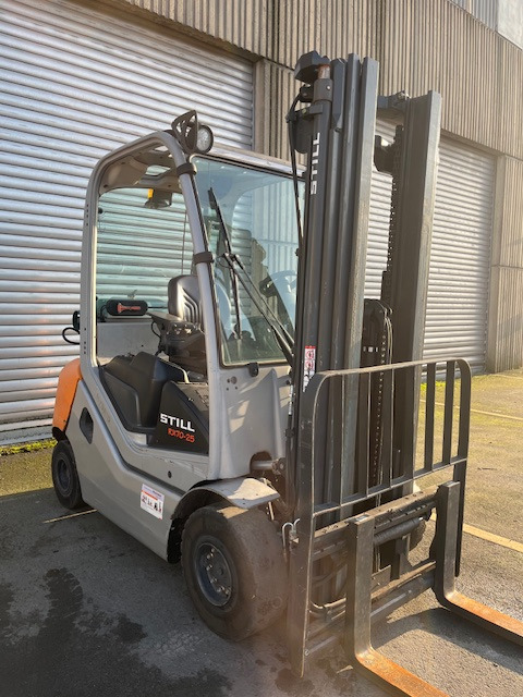 Still RX70-25T triplex - Газовый погрузчик: фото 1 Still RX70-25T triplex - Газовый погрузчик: фото 1