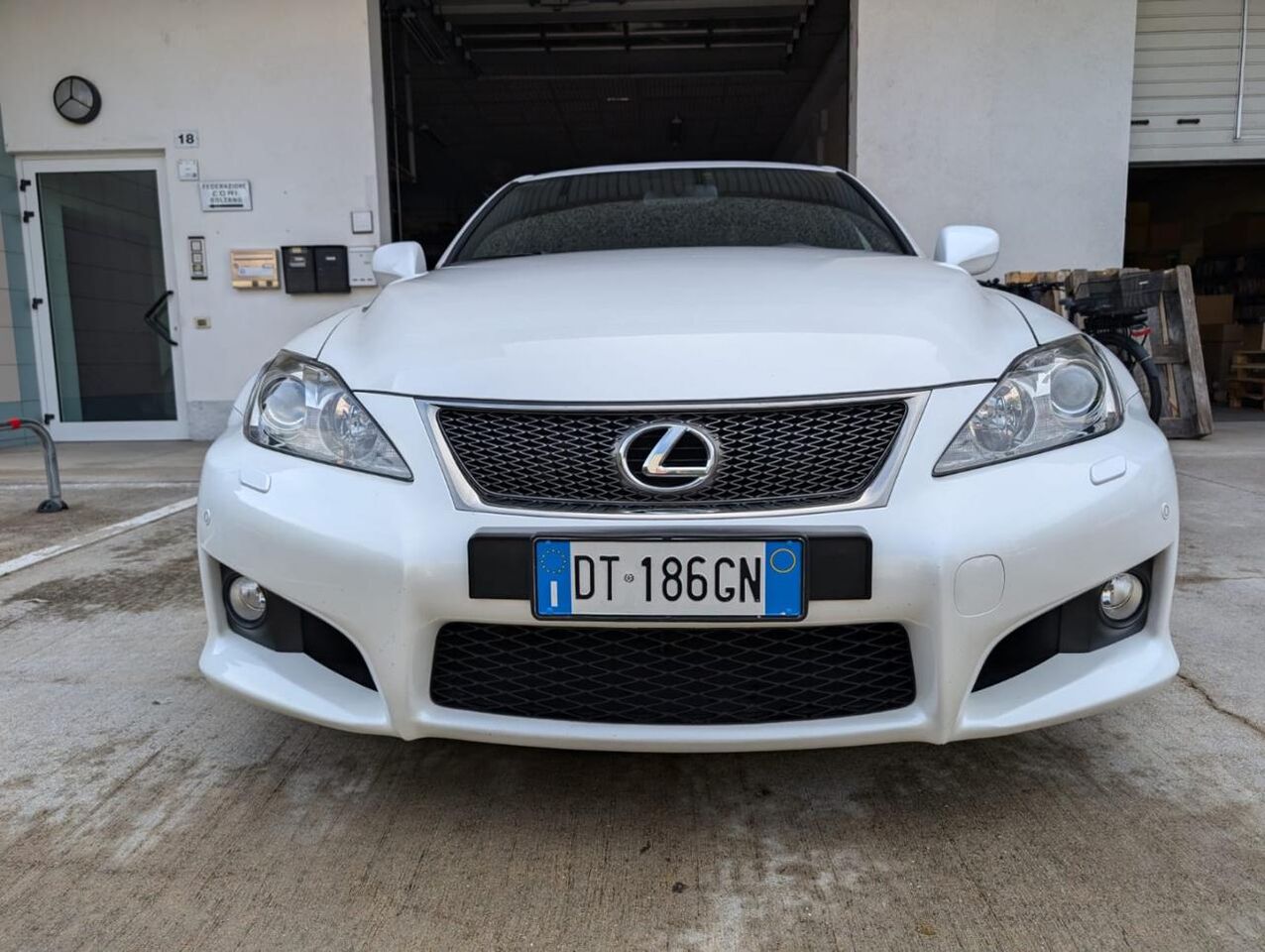 LEXUS IS F - Легковой автомобиль: фото 3 LEXUS IS F - Легковой автомобиль: фото 3