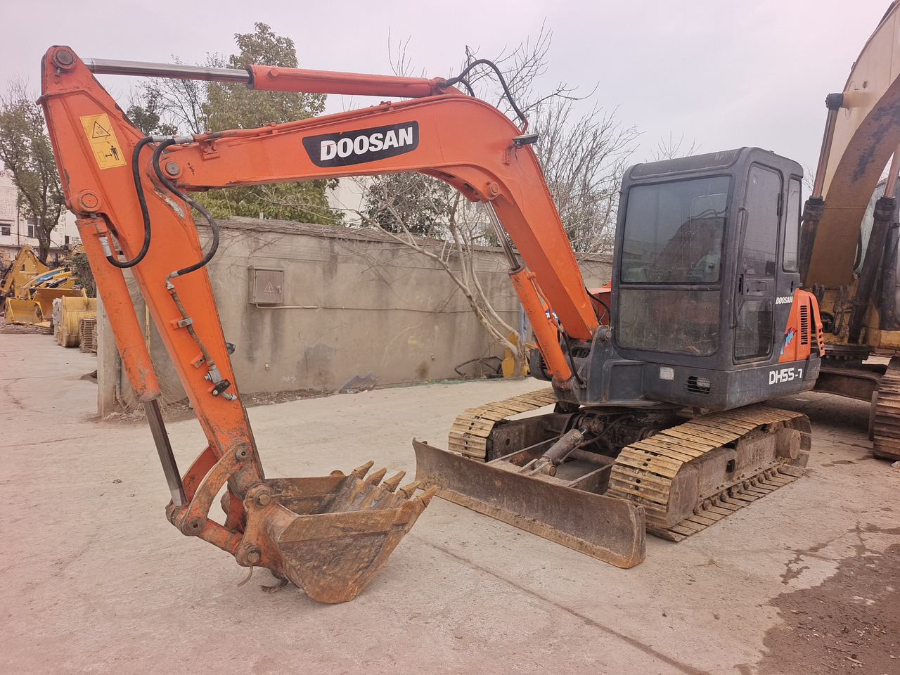 DOOSAN DH55-V - Гусеничный экскаватор: фото 5 DOOSAN DH55-V - Гусеничный экскаватор: фото 5