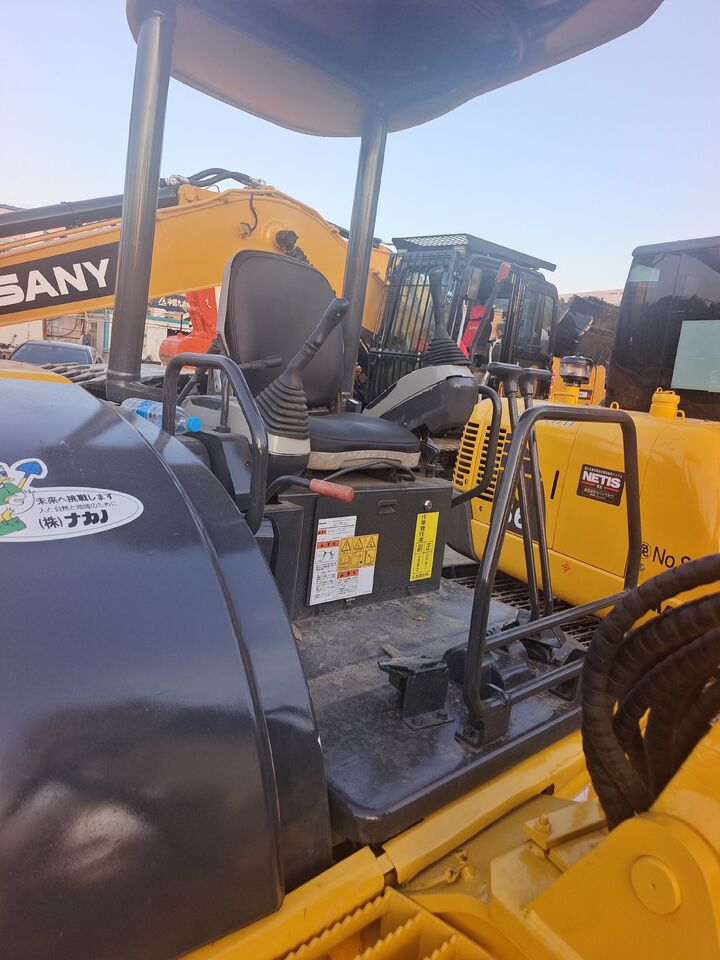 KOMATSU PC40MR - Мини-экскаватор: фото 3 KOMATSU PC40MR - Мини-экскаватор: фото 3