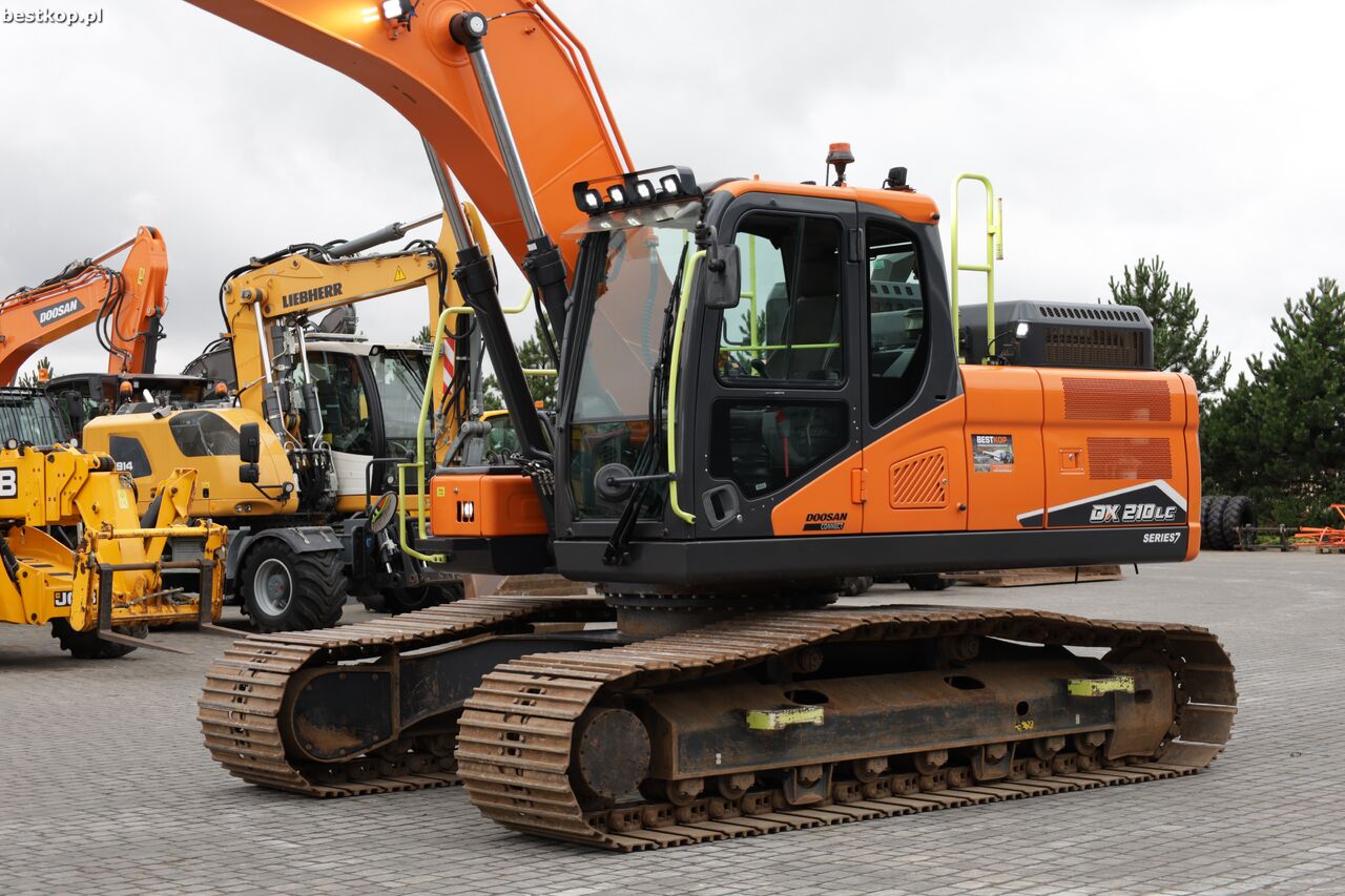 DOOSAN DX210LC-7 - Гусеничный экскаватор: фото 2 DOOSAN DX210LC-7 - Гусеничный экскаватор: фото 2