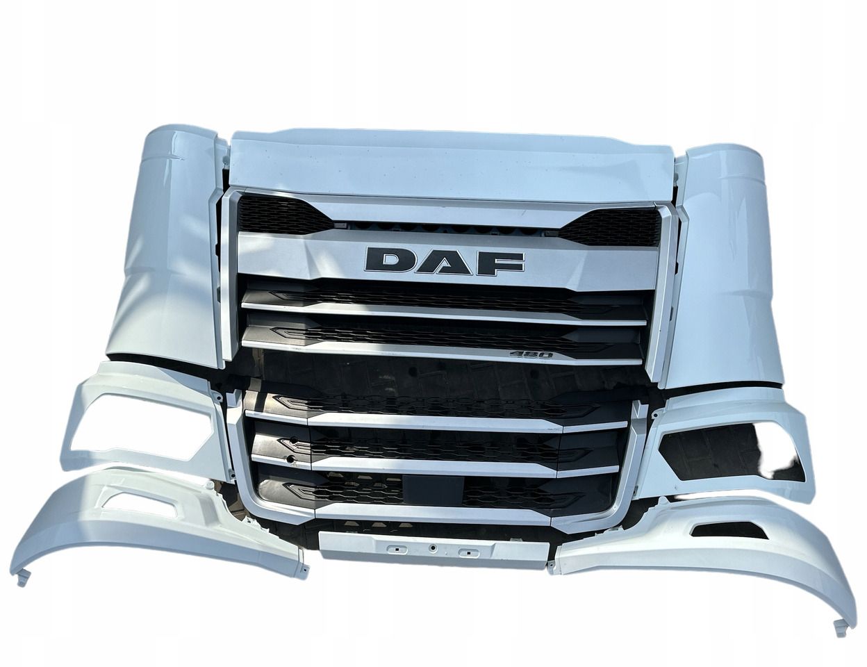 DAF XF XG + ZDERZAK ATRAPA POLIK GRILL REFLEKTOR LAMPA - Бампер для Грузовиков: фото 1 DAF XF XG + ZDERZAK ATRAPA POLIK GRILL REFLEKTOR LAMPA - Бампер для Грузовиков: фото 1