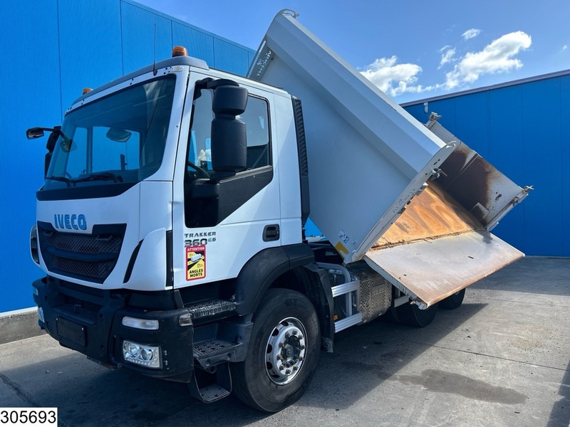 Iveco 260T36 6x4, EURO 6, Steel - Самосвал: фото 2 Iveco 260T36 6x4, EURO 6, Steel - Самосвал: фото 2