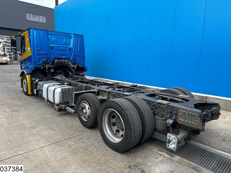 Mercedes-Benz Actros 2443 EURO 6, Hydraulic - Грузовик-шасси: фото 4 Mercedes-Benz Actros 2443 EURO 6, Hydraulic - Грузовик-шасси: фото 4