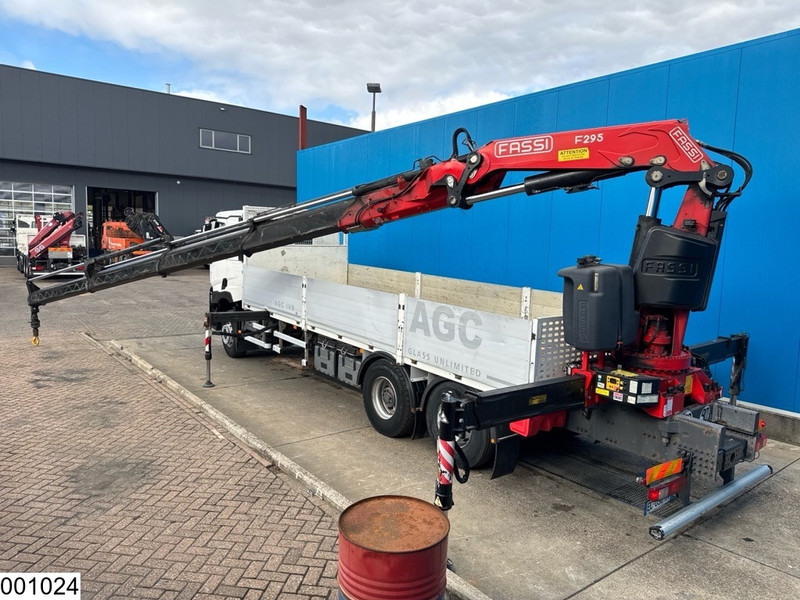 Renault C 380 EURO 6, Fassi, Remote - Грузовик бортовой/ Платформа, Автоманипулятор: фото 4 Renault C 380 EURO 6, Fassi, Remote - Грузовик бортовой/ Платформа, Автоманипулятор: фото 4