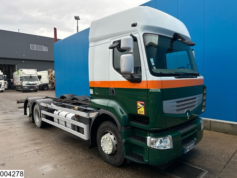 Renault Premium 370 Dxi 6x2, EURO 5 - Грузовик-шасси: фото 3 Renault Premium 370 Dxi 6x2, EURO 5 - Грузовик-шасси: фото 3