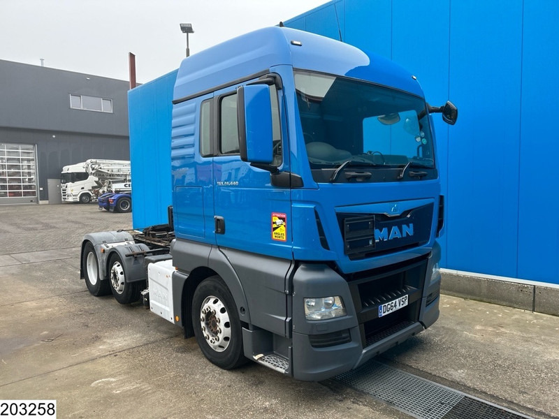 MAN TGX 24 440 6x2, EURO 5, RHD, ADR, PTO - Тягач: фото 4 MAN TGX 24 440 6x2, EURO 5, RHD, ADR, PTO - Тягач: фото 4