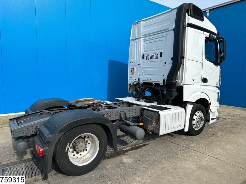 Mercedes-Benz Actros 1845 EURO 6, PTO - Тягач: фото 2 Mercedes-Benz Actros 1845 EURO 6, PTO - Тягач: фото 2