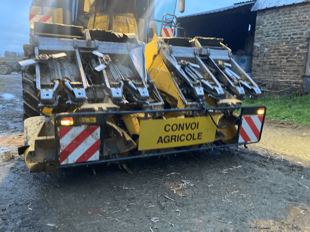 NEW HOLLAND 8 RANGS - Жатка кукурузная: фото 1 NEW HOLLAND 8 RANGS - Жатка кукурузная: фото 1