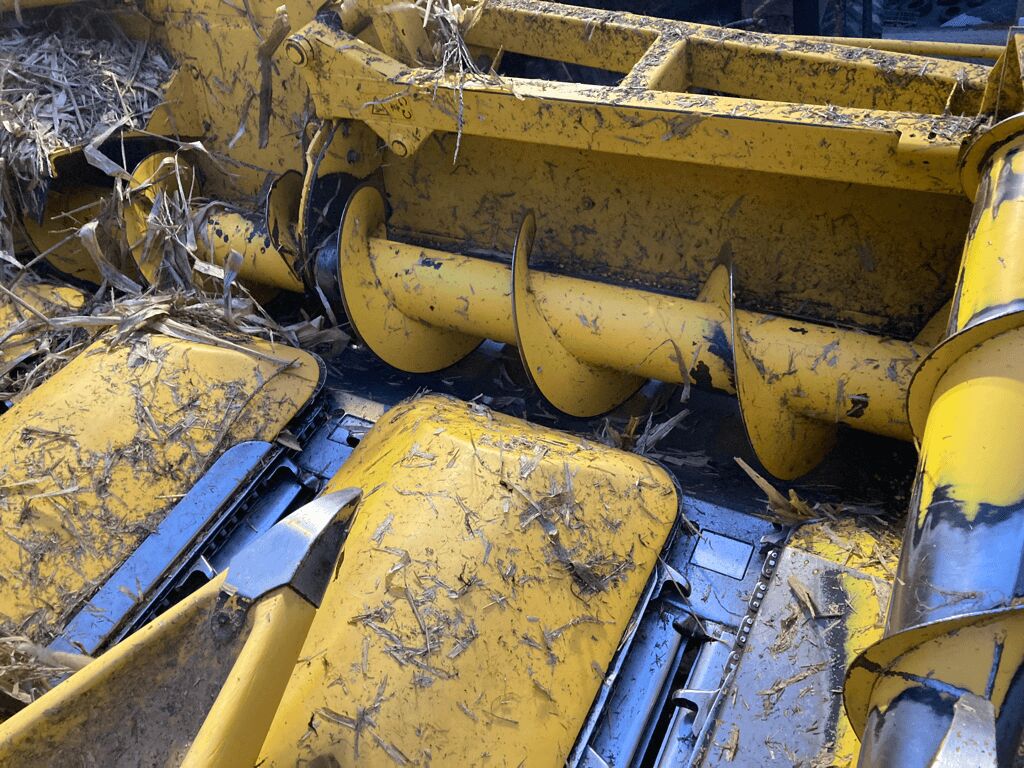 NEW HOLLAND 8 RANGS - Жатка кукурузная: фото 3 NEW HOLLAND 8 RANGS - Жатка кукурузная: фото 3