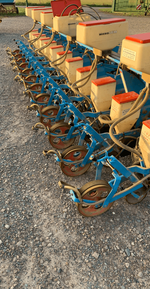 MONOSEM 12 RANGS-45CM - Сеялка точного высева: фото 4 MONOSEM 12 RANGS-45CM - Сеялка точного высева: фото 4