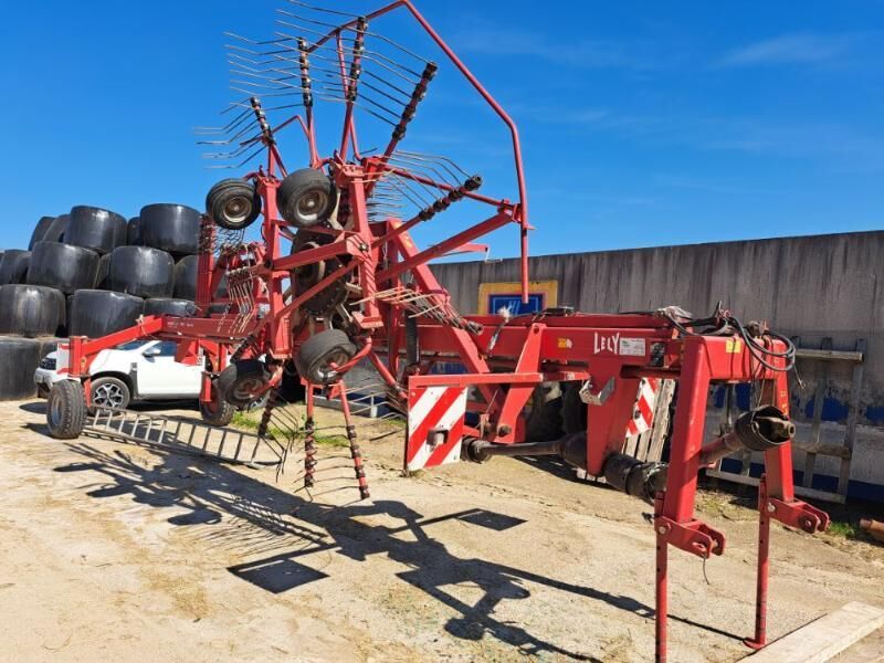 LELY HIBISCUS1525 - Сеноворошилка: фото 2 LELY HIBISCUS1525 - Сеноворошилка: фото 2