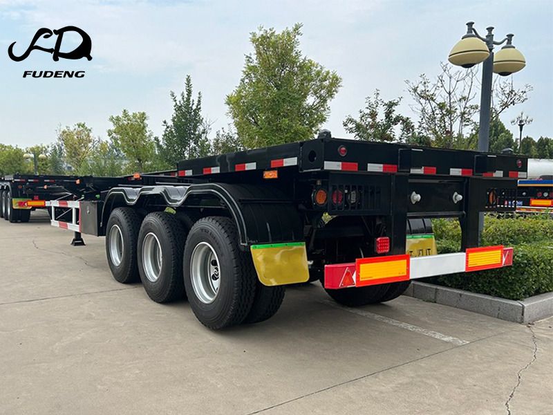 FUDENG 3 Axles 40FT Container Chassis Trailer - Шасси полуприцеп: фото 2 FUDENG 3 Axles 40FT Container Chassis Trailer - Шасси полуприцеп: фото 2