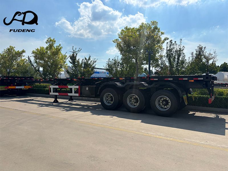 FUDENG 3 Axles 40FT Container Chassis Trailer - Шасси полуприцеп: фото 5 FUDENG 3 Axles 40FT Container Chassis Trailer - Шасси полуприцеп: фото 5