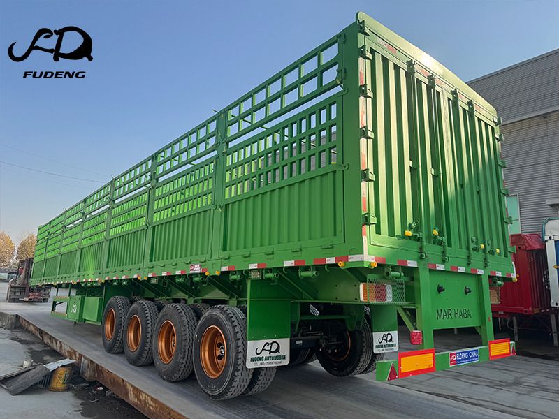 FUDNG Customized 4 Axle Fence Semi Trailer - Полуприцеп для перевозки животных: фото 3 FUDNG Customized 4 Axle Fence Semi Trailer - Полуприцеп для перевозки животных: фото 3