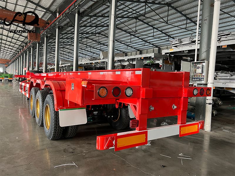 FUDENG 3 Axle Shipping Container Trailer for Sale - Полуприцеп-контейнеровоз/ Сменный кузов: фото 4 FUDENG 3 Axle Shipping Container Trailer for Sale - Полуприцеп-контейнеровоз/ Сменный кузов: фото 4