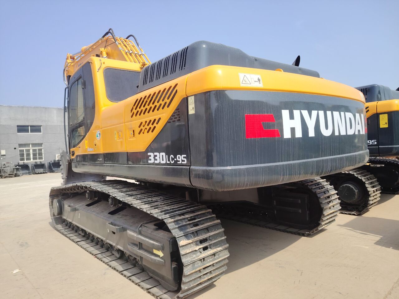 HYUNDAI ROBEX 330LC-9S - Экскаватор: фото 1 HYUNDAI ROBEX 330LC-9S - Экскаватор: фото 1