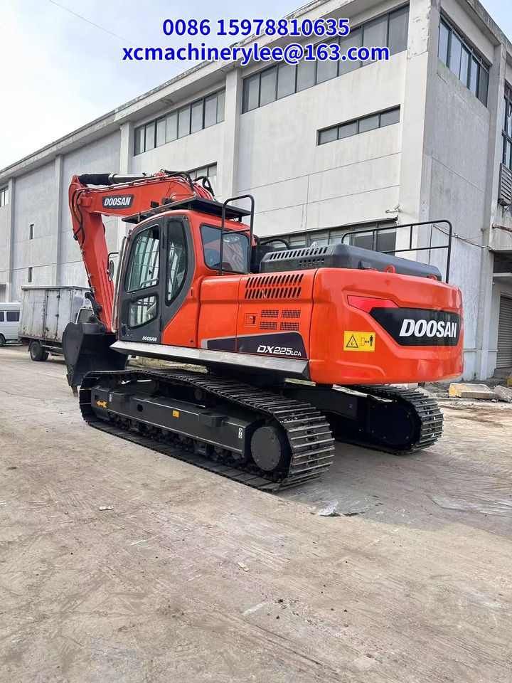 DOOSAN 225lc - Гусеничный экскаватор: фото 2 DOOSAN 225lc - Гусеничный экскаватор: фото 2