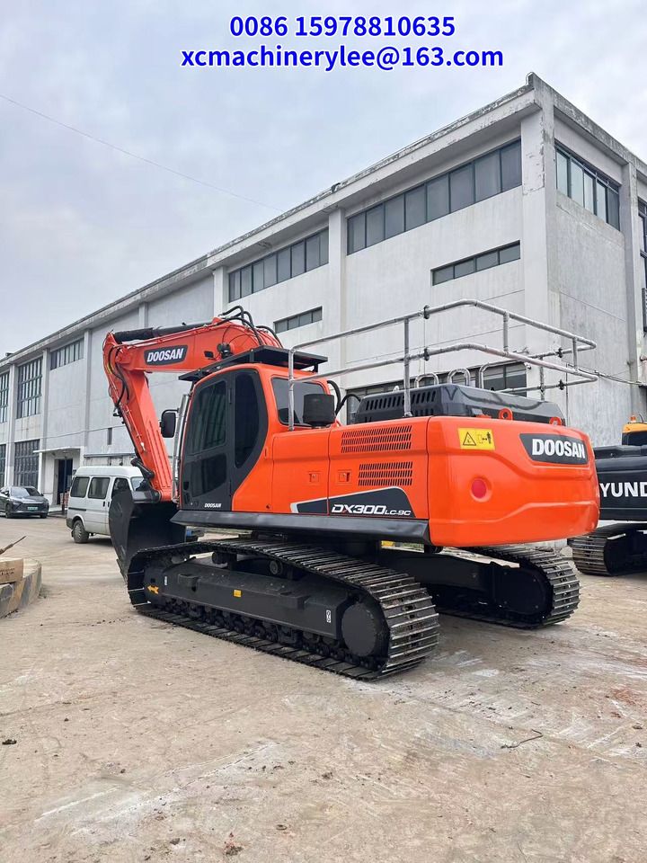 DOOSAN dx300 - Гусеничный экскаватор: фото 1 DOOSAN dx300 - Гусеничный экскаватор: фото 1