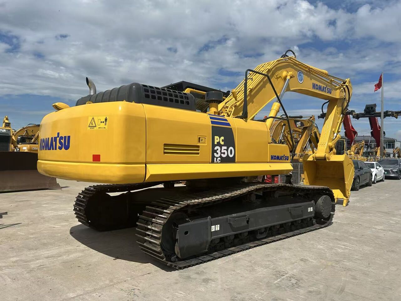 KOMATSU pc350lc-8 - Экскаватор: фото 1 KOMATSU pc350lc-8 - Экскаватор: фото 1