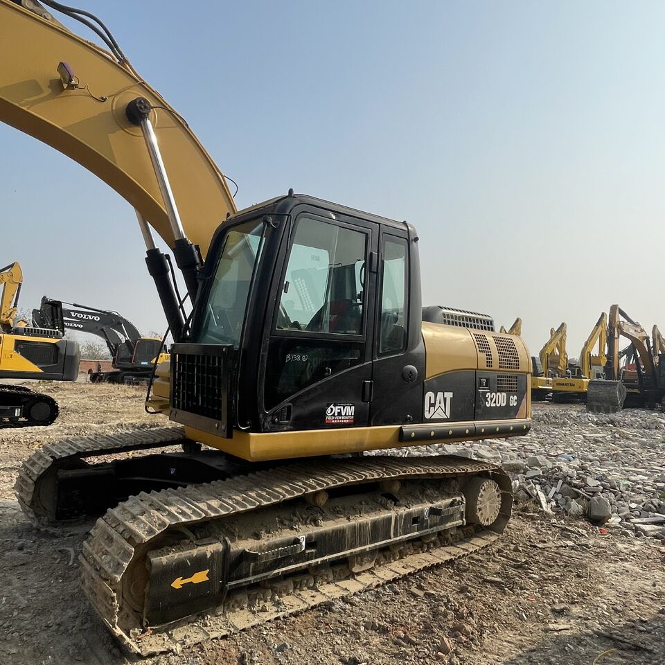 CATERPILLAR 320D2GC - Гусеничный экскаватор: фото 2 CATERPILLAR 320D2GC - Гусеничный экскаватор: фото 2