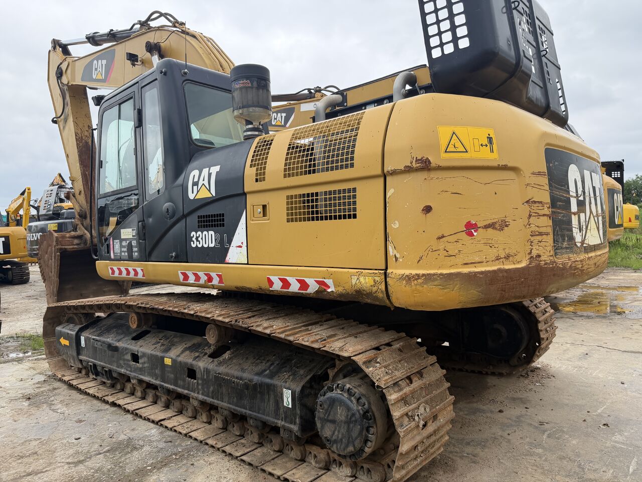 CATERPILLAR 330D2L - Гусеничный экскаватор: фото 1 CATERPILLAR 330D2L - Гусеничный экскаватор: фото 1
