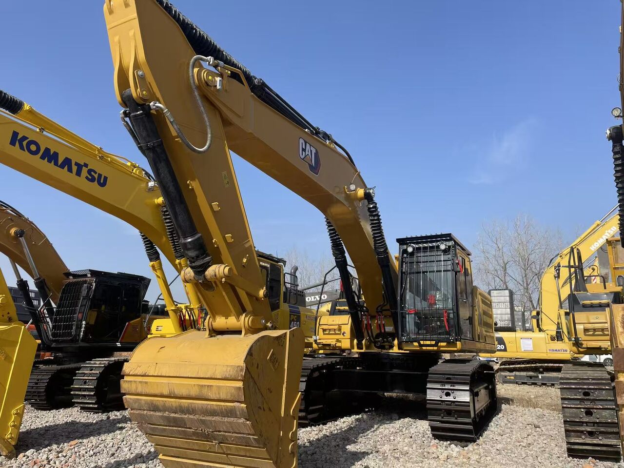 CATERPILLAR 336GC - Гусеничный экскаватор: фото 2 CATERPILLAR 336GC - Гусеничный экскаватор: фото 2
