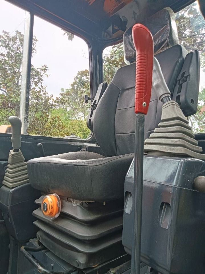DOOSAN DH 60 - Гусеничный экскаватор: фото 3 DOOSAN DH 60 - Гусеничный экскаватор: фото 3