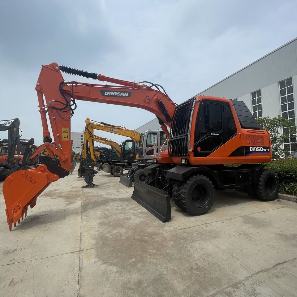 DOOSAN DH150H - Колёсный экскаватор: фото 5 DOOSAN DH150H - Колёсный экскаватор: фото 5