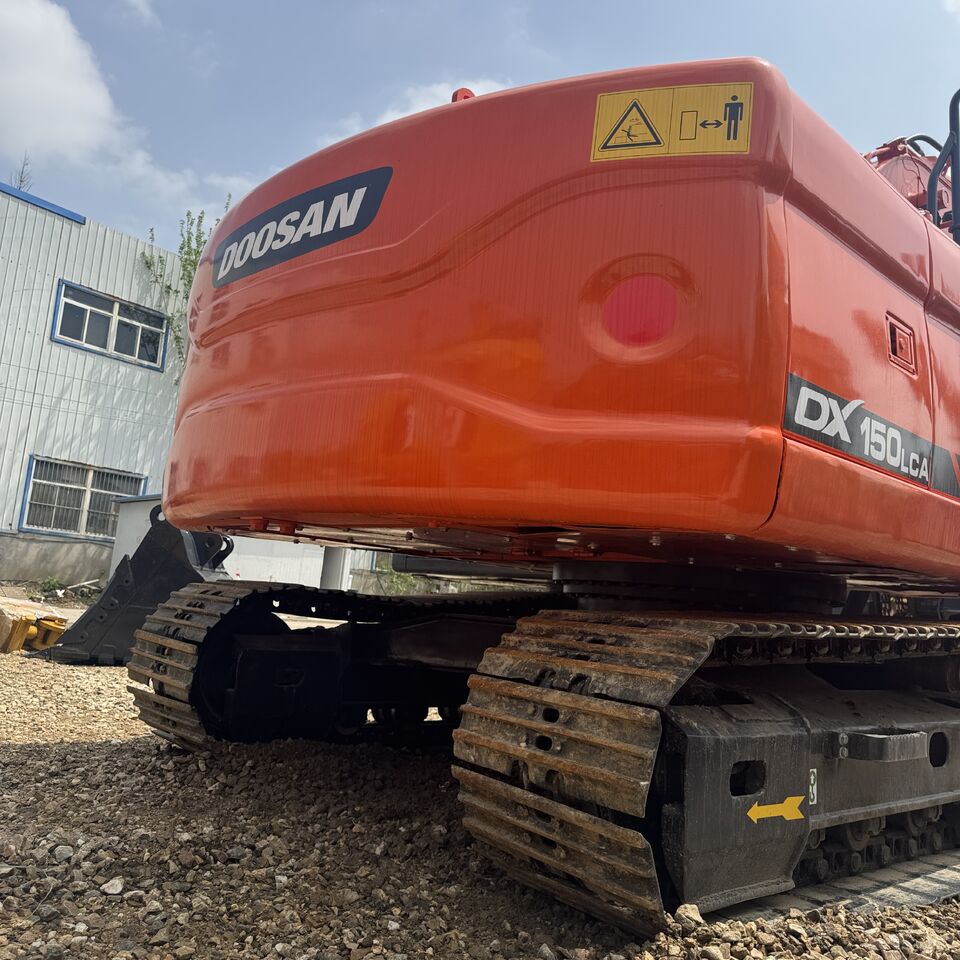 DOOSAN DX150 - Гусеничный экскаватор: фото 2 DOOSAN DX150 - Гусеничный экскаватор: фото 2