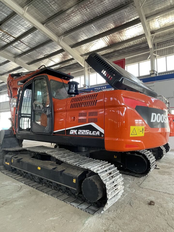 DOOSAN DX225LCA - Гусеничный экскаватор: фото 5 DOOSAN DX225LCA - Гусеничный экскаватор: фото 5