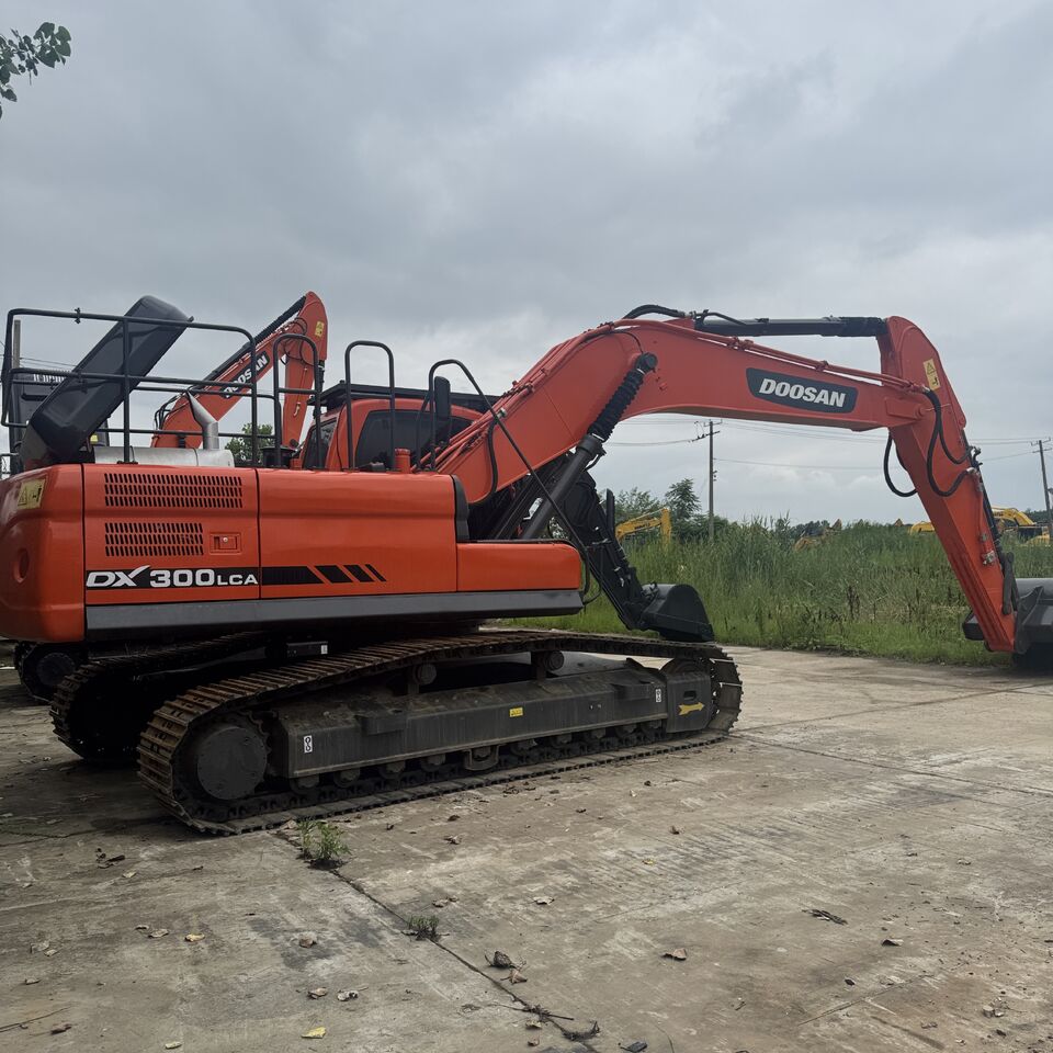 DOOSAN DX300 - Гусеничный экскаватор: фото 4 DOOSAN DX300 - Гусеничный экскаватор: фото 4