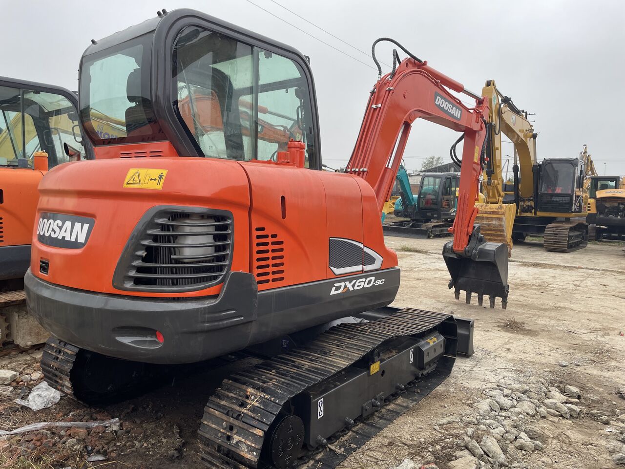 DOOSAN DX60 - Мини-экскаватор: фото 3 DOOSAN DX60 - Мини-экскаватор: фото 3