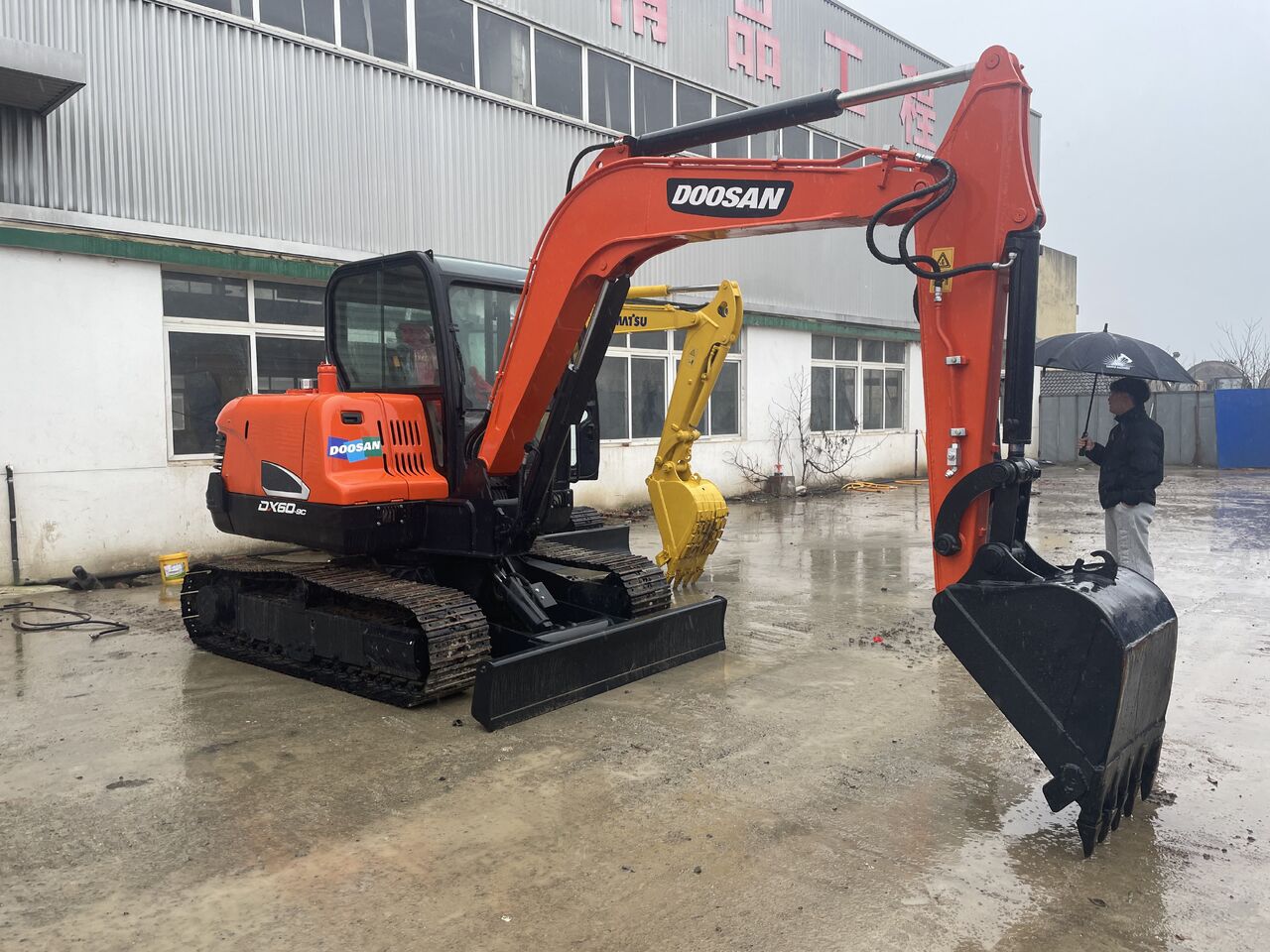 DOOSAN DX60 - Мини-экскаватор: фото 2 DOOSAN DX60 - Мини-экскаватор: фото 2
