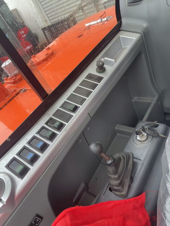 DOOSAN DX60 - Мини-экскаватор: фото 5 DOOSAN DX60 - Мини-экскаватор: фото 5