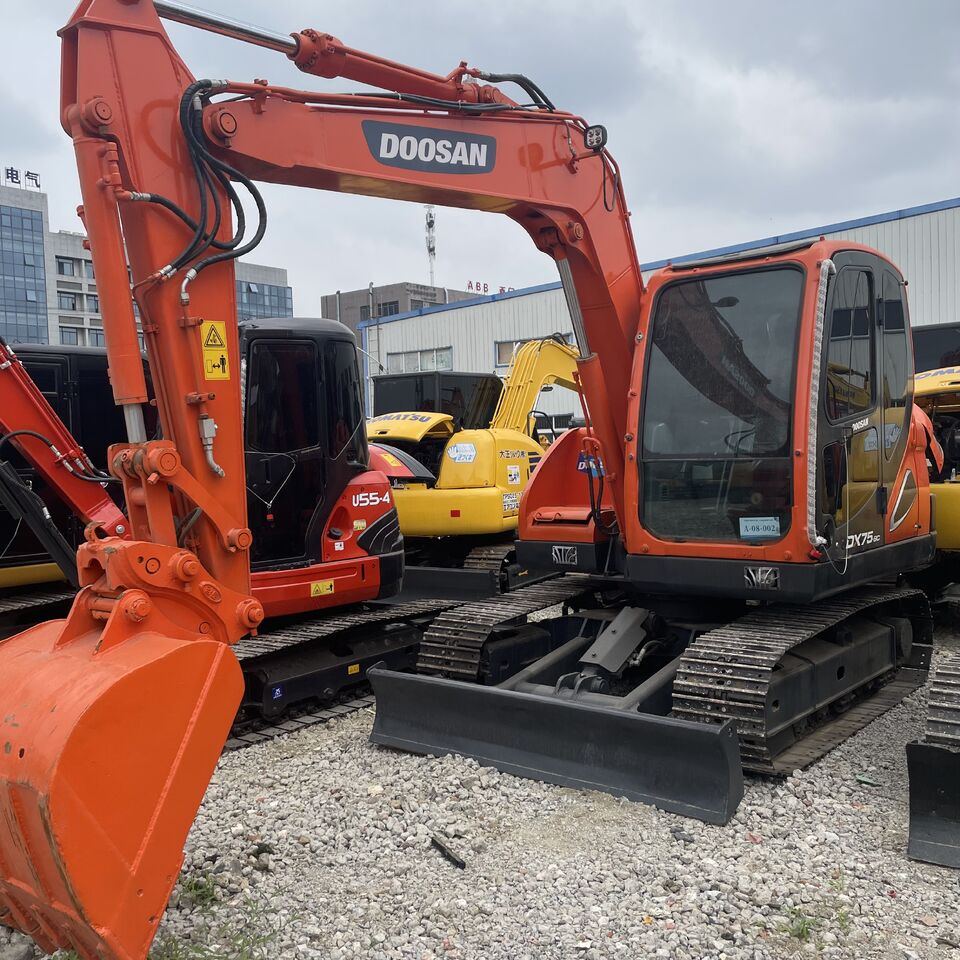 DOOSAN DX75 - Мини-экскаватор: фото 4 DOOSAN DX75 - Мини-экскаватор: фото 4