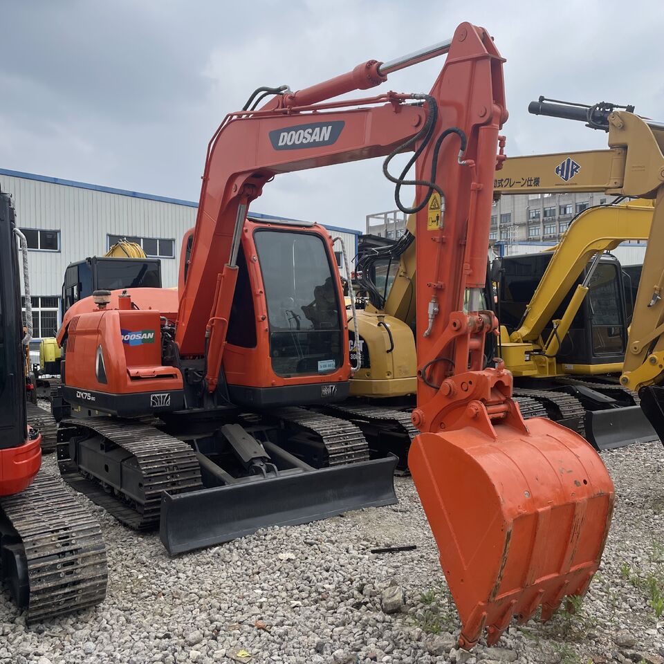 DOOSAN DX75 - Мини-экскаватор: фото 2 DOOSAN DX75 - Мини-экскаватор: фото 2