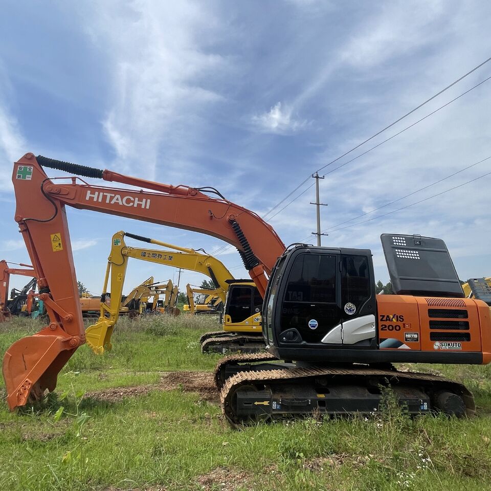 HITACHI ZX200 - Гусеничный экскаватор: фото 4 HITACHI ZX200 - Гусеничный экскаватор: фото 4