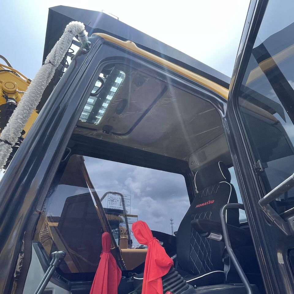 KOMATSU PC110 - Гусеничный экскаватор: фото 4 KOMATSU PC110 - Гусеничный экскаватор: фото 4