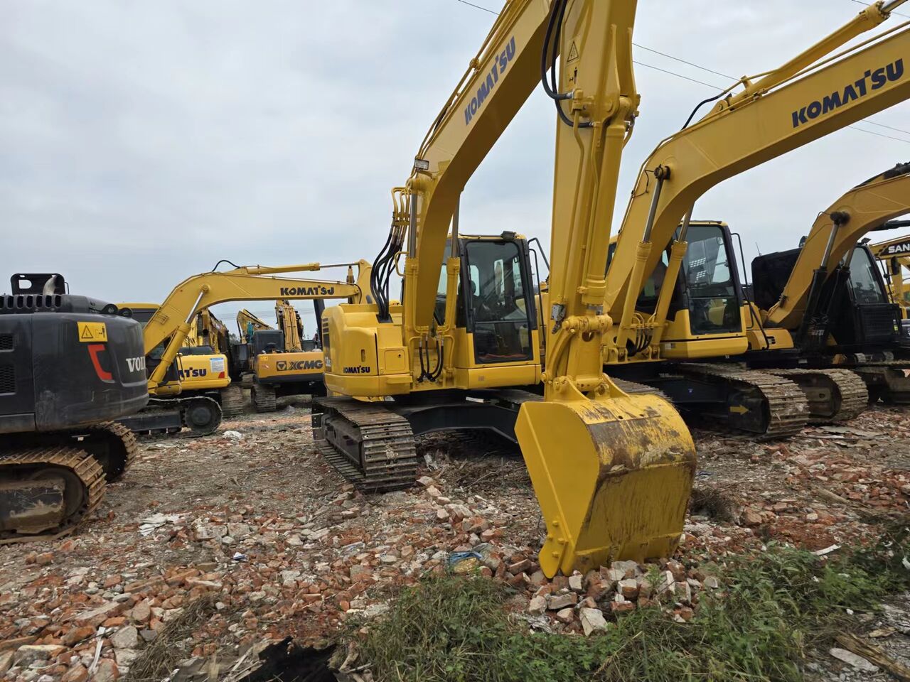 KOMATSU PC138US - Гусеничный экскаватор: фото 2 KOMATSU PC138US - Гусеничный экскаватор: фото 2