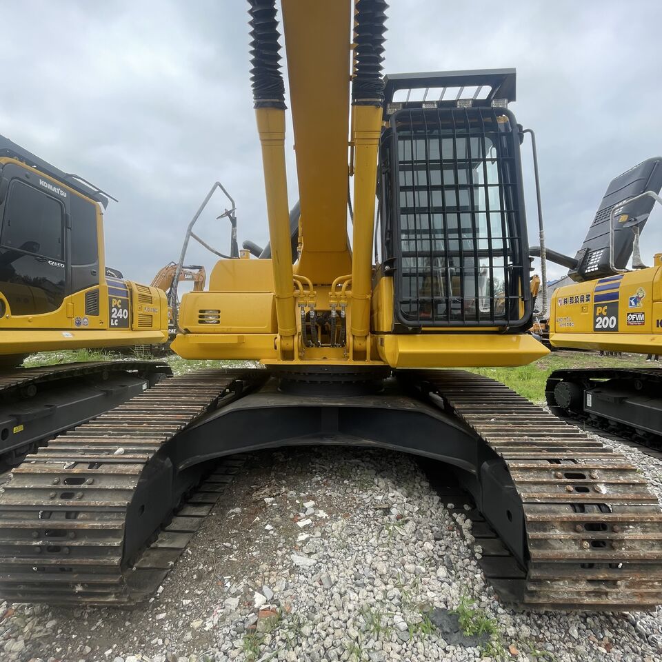 KOMATSU PC220-8 - Гусеничный экскаватор: фото 3 KOMATSU PC220-8 - Гусеничный экскаватор: фото 3